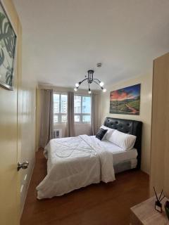 Davao Cozy Condo T6 unit 2 - 1