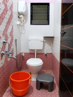 Saurabh Guest House, Akkalkot - 8