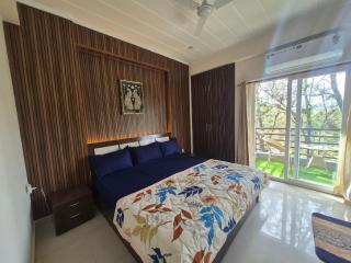 Pine & Peak 2bhk - 1