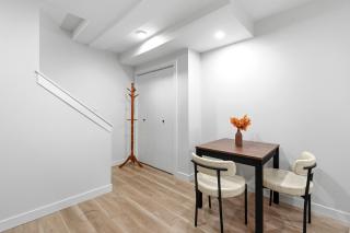 Salem Place - 5