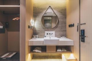 Atour Hotel Lanzhou Dongfanghong Plaza - 8