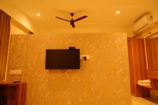 Hotel river view sringeri - 8