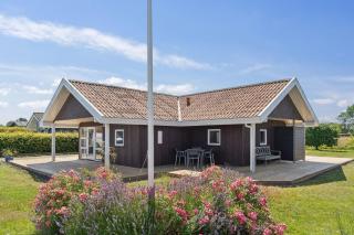Sea Views And Beach Life On North Funen - 8