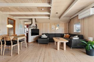 Sea Views And Beach Life On North Funen - 7