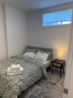 Modern Rangeview Stay Near YMCA & Cineplex Cinema - 4