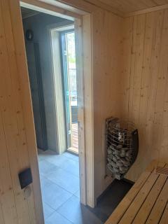 Cabin in a sunny area with a view - 3
