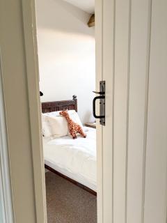 Castle Cottage Winchcombe - 2