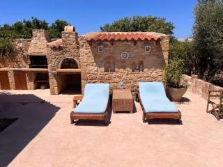Agapi villa by Hostinous - 5