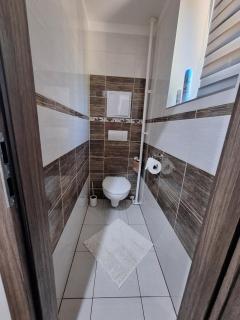 UBYTOVANIE - SIHOŤ, Trenčín - 1