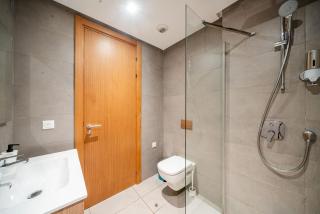 CFC Hidden Gem with Double terrasse GYM & Parking - 3