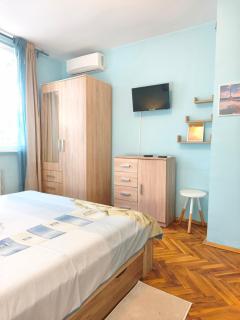 By The Sea Varna Central Apartment 3 - 1