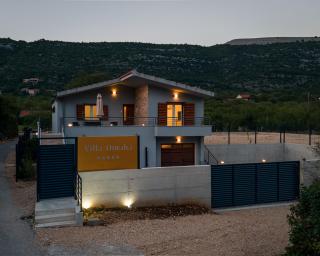 Villa Omaha - 7