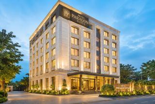 Hotel Paragon Suites Igi Airport Delhi - 1