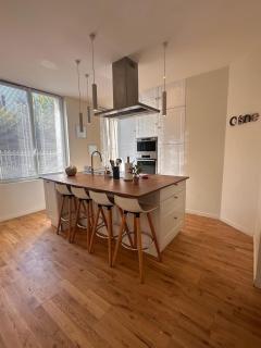 Maison familiale climatisée, avec jardin - 7
