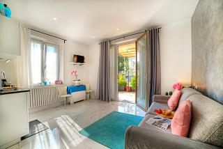Stylish Apartment near Siena I Private Parking & Air Con & WiFi - 7