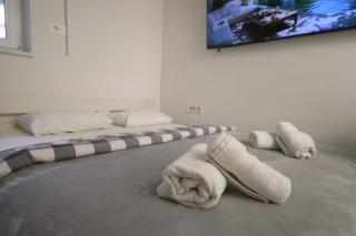 Cozy Studio in Downtown Sesvete - 0