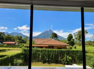 Villa Los Perezosos - Private Jacuzzi & Arenal Volcano View - La Fortuna - 9