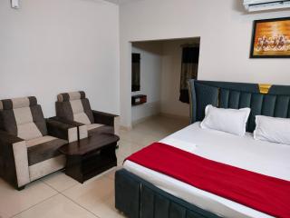 Royal Residency - 4
