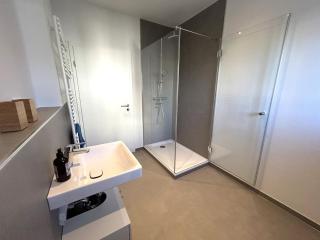 Beautiful large apartment, 2 bedrooms, balcony - 3