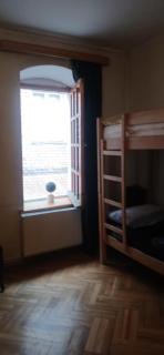 Galerys Hostel - 8