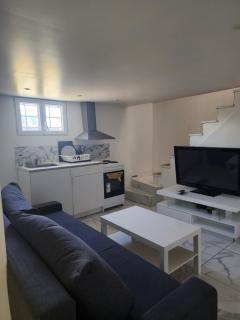 Chez Hawa - 1