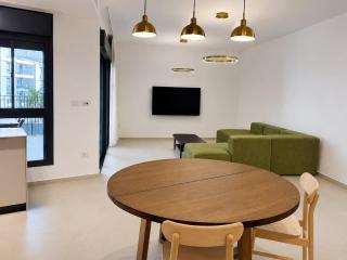 Jerusalem Central - Spacious 3 Bedroom - 8