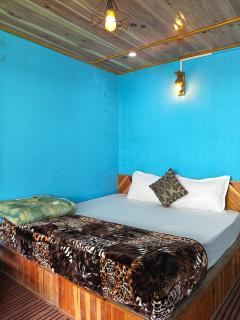 Pulga Inn - 1