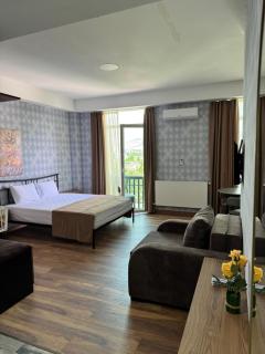 Airport Hotel Apartments - 6