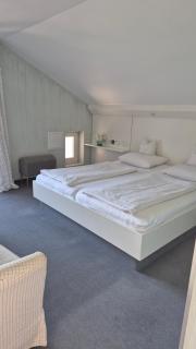 Gästehaus Margarete Bed & Breakfast - 1