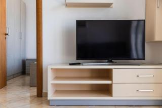 Orikum Beachside Retreat Apartment 13 by PikHost - 8