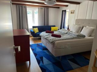 Avenue 15 Boudry Suites and Studio - 9