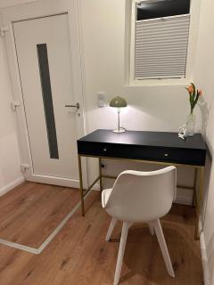 NEUE hübsche 2 Zimmer Wohnung mit schöner Terrasse und Blick ins Grüne Ahrensburg Hamburg - 3