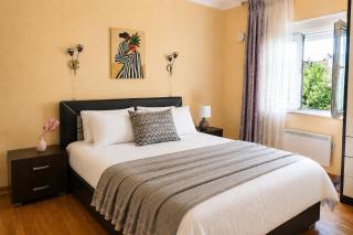 SUNLUX Seaview Apartment - 9