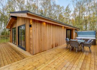 Elton Furze Retreats - 7