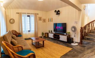 Angam Banyan - Tropical Boho 2BHK Villa - 3Beds - Botanical Garden - 6
