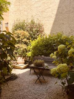 A L’Abri Du Loup - 2