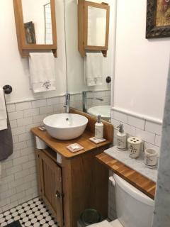 French Nest, private bathroom Check the pictures - 2