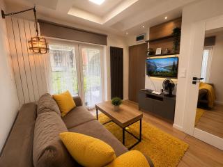 Sander Apartments - 6