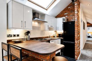 Bright & Airy Home Close To Salisbury Centre - 7
