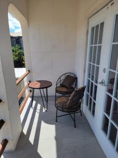 Apt 4 Long Bay - 7