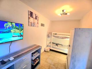 Lentiscu Garden Terrace Holiday Home Solanas - 1