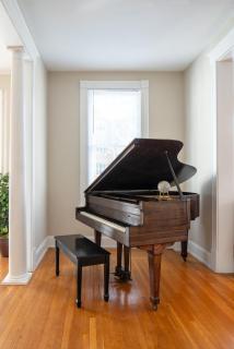 Majestic and Spacious 3 Bdrm 2 Bath Near Eden Park - 5