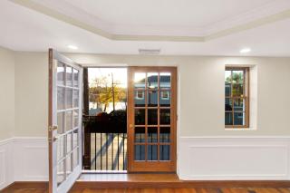 Modern Historic 3 bdrm 2 bath - 4