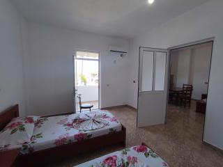 Shefki Lame Apartments - 4