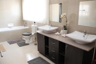 Monotoka Self Catering Apartments CC - Swakopmund - 2