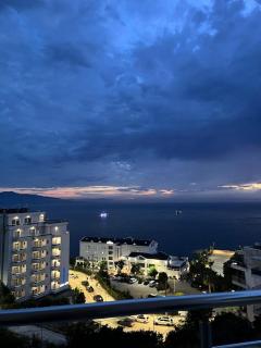 Bluemoon Suites Sarande - 1