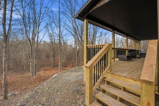 Hot Tub Cabin Fire Pit Private Retreat Sleeps 8 - 7