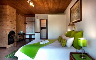 Airport Bird & Game Lodge - 7