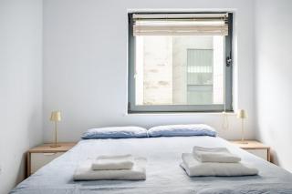 Modern 2bed, 2 bath flat, 3 min to Connolly Station - 9