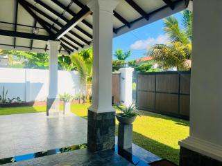 The Lotus Airport Luxury Villa - 5